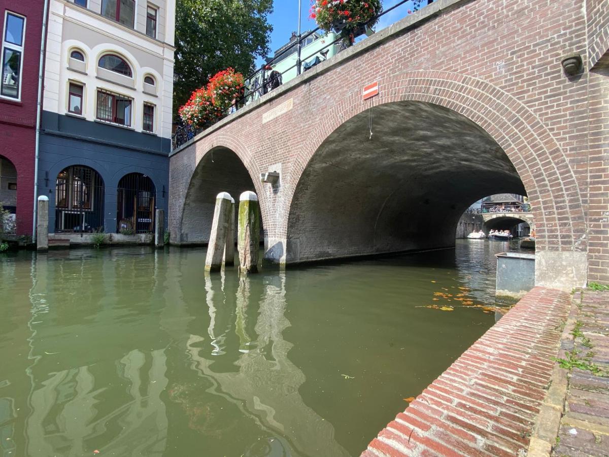 Slapen Onder De Dom Bed & Breakfast Utrecht Eksteriør bilde